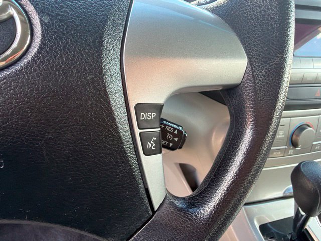 Used 2012 Toyota Highlander FWD w/ Tech Pkg image 14
