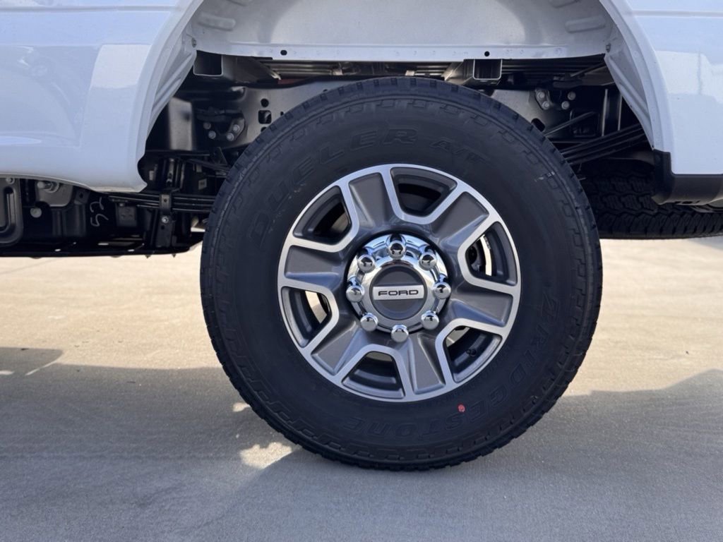 New 2025 Ford F350 XLT w/ FX4 Off-Road Package image 14
