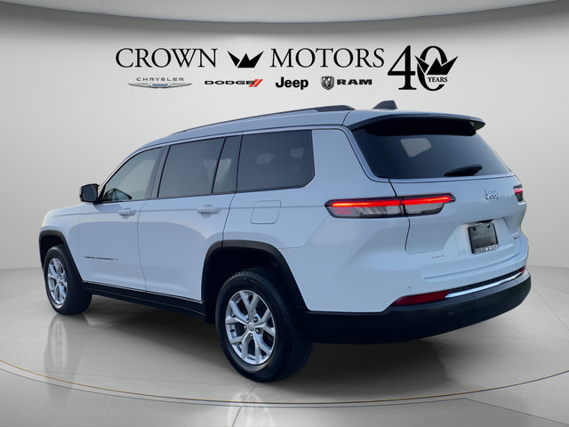 Used 2023 Jeep Grand Cherokee L Limited AWD/4WD image 7