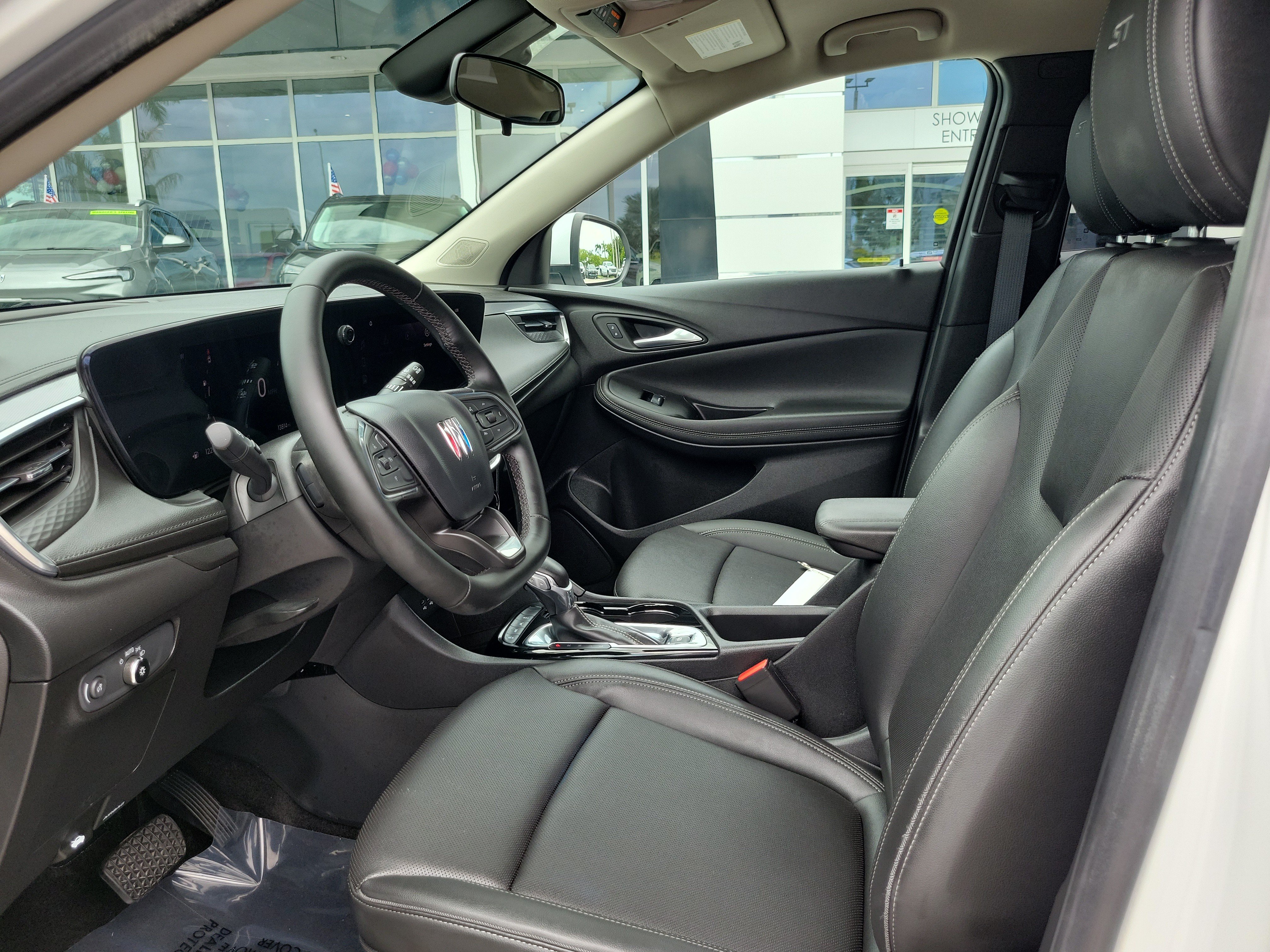 Used 2024 Buick Encore GX Sport Touring AWD/4WD image 11