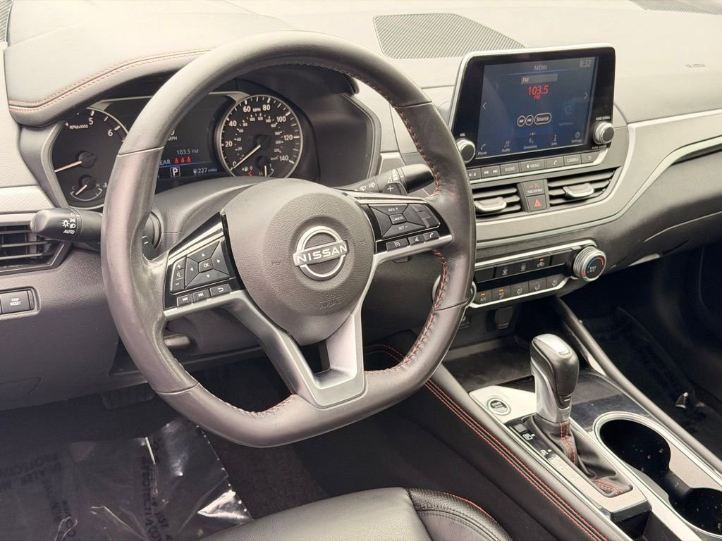 Used 2024 Nissan Altima 2.5 SR FWD image 22