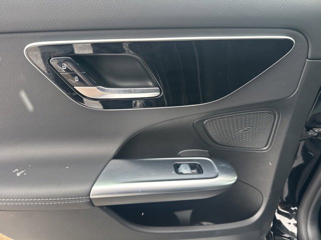 Used 2024 Mercedes-Benz C 300 C 300 image 32