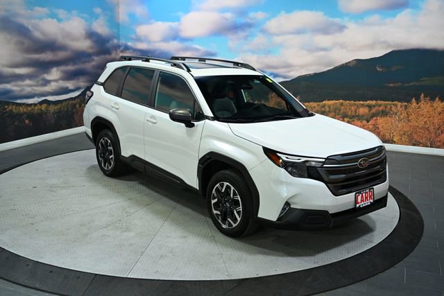 Certified 2025 Subaru Forester Premium AWD/4WD image 2