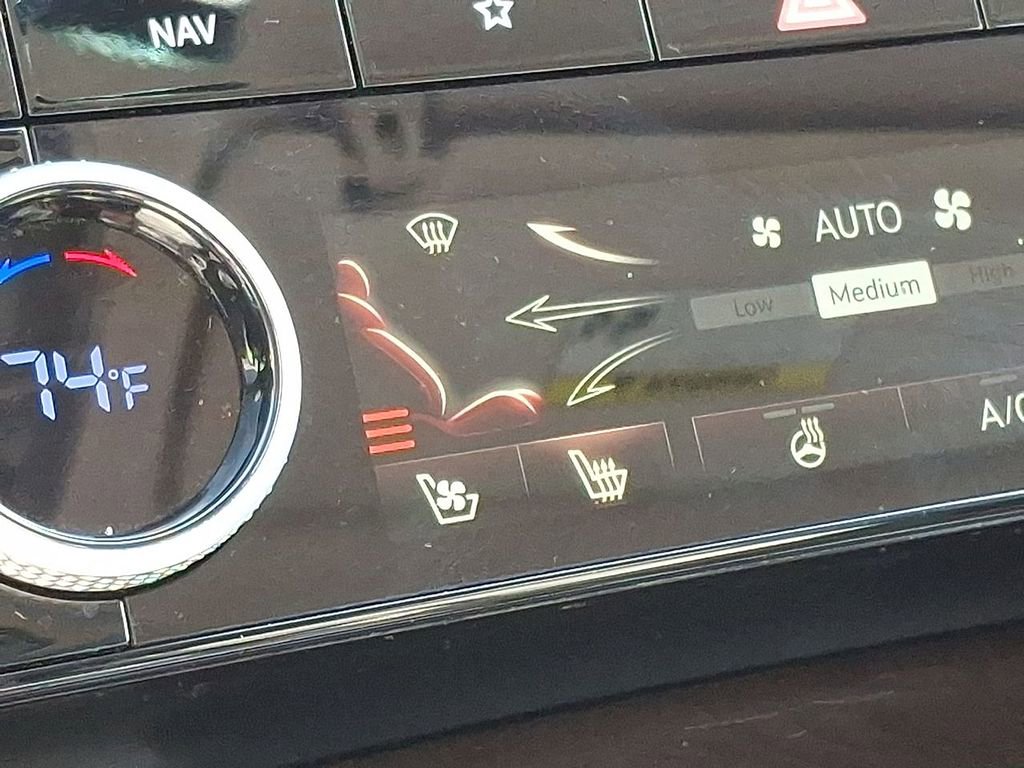 Used 2023 Genesis GV80 2.5T w/ Advanced Package image 18