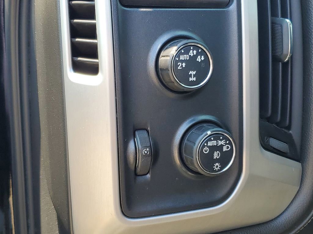 Used 2015 GMC Sierra 1500 SLE w/ SLE Value Package AWD/4WD image 10