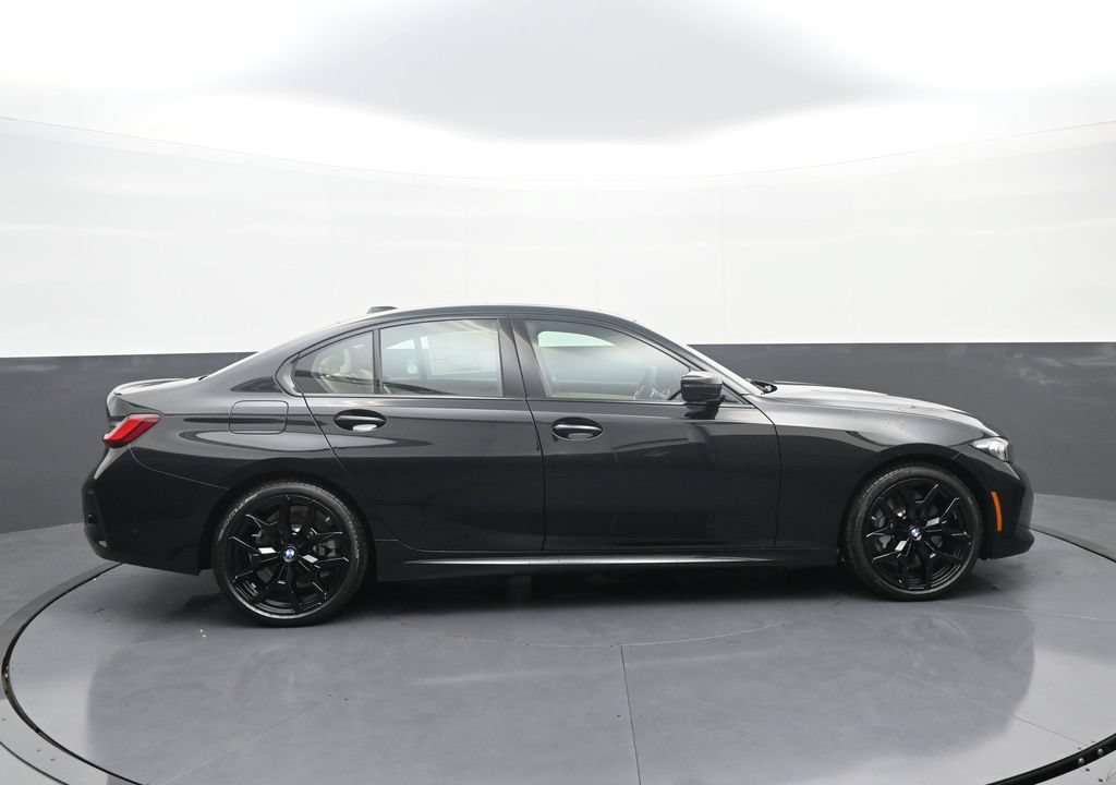 New 2026 BMW 330i xDrive Sedan w/ M Sport Package AWD/4WD image 8