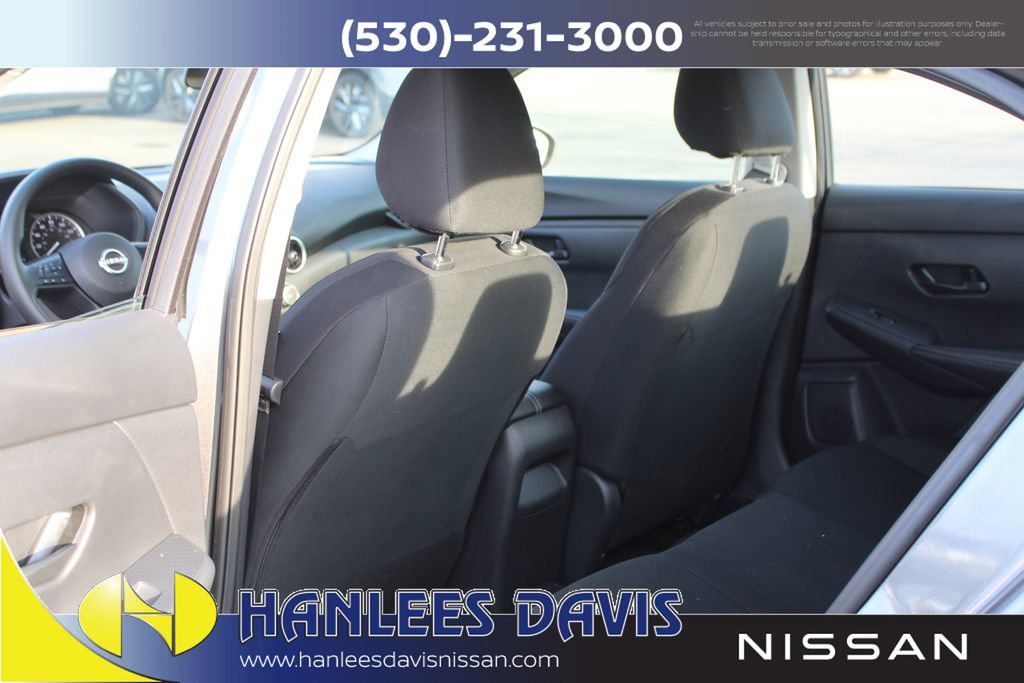 Used 2025 Nissan Sentra S image 14