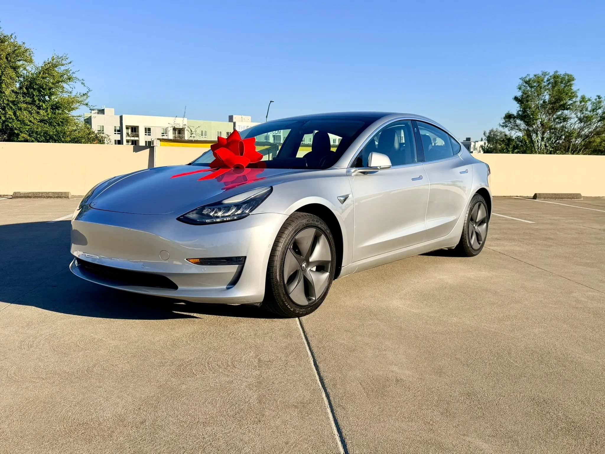 Used 2018 Tesla Model 3 Mid Range