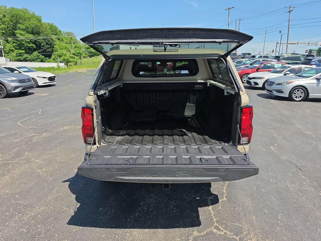 Used 2023 Chevrolet Colorado Trail Boss w/ Advanced Trailering Package AWD/4WD image 14