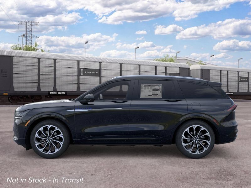 New 2026 Lincoln Nautilus Reserve AWD/4WD image 3