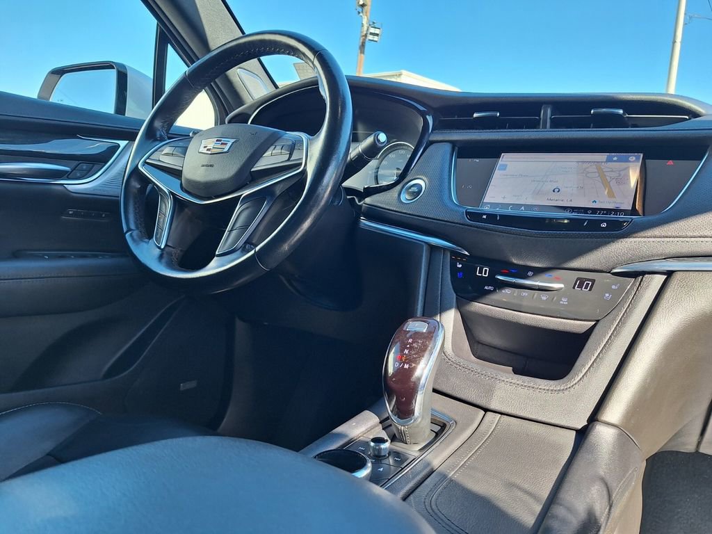 Used 2023 Cadillac XT5 Premium Luxury image 28