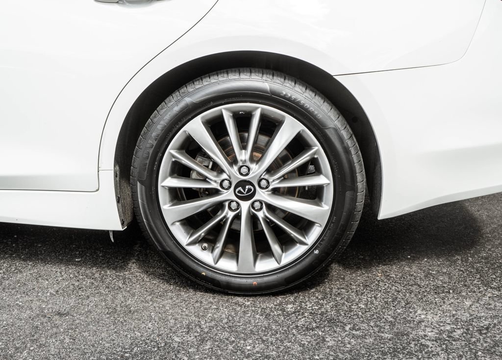 Used 2022 INFINITI Q50 Luxe AWD/4WD image 30