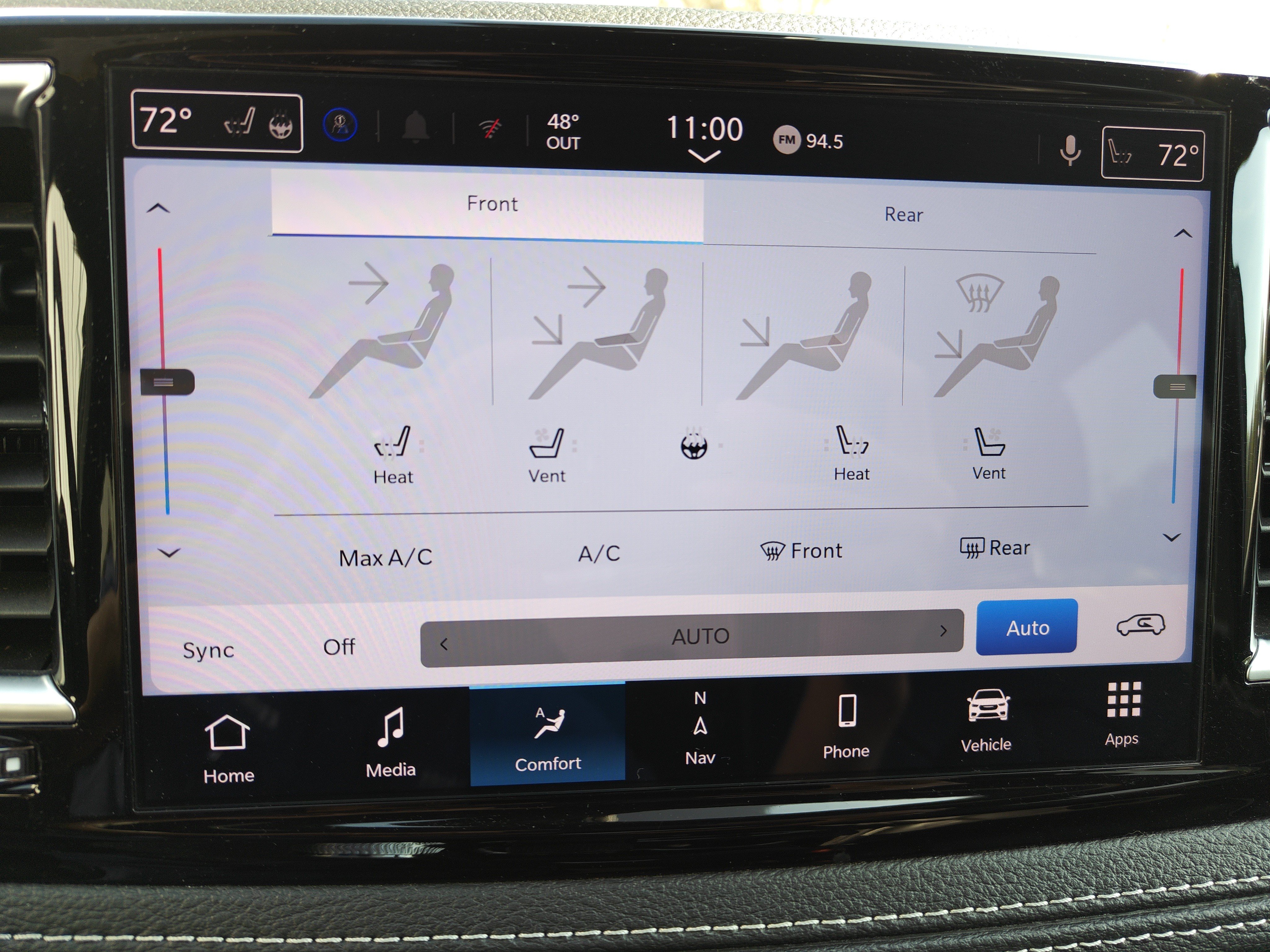 Used 2025 Chrysler Pacifica Limited FWD image 35