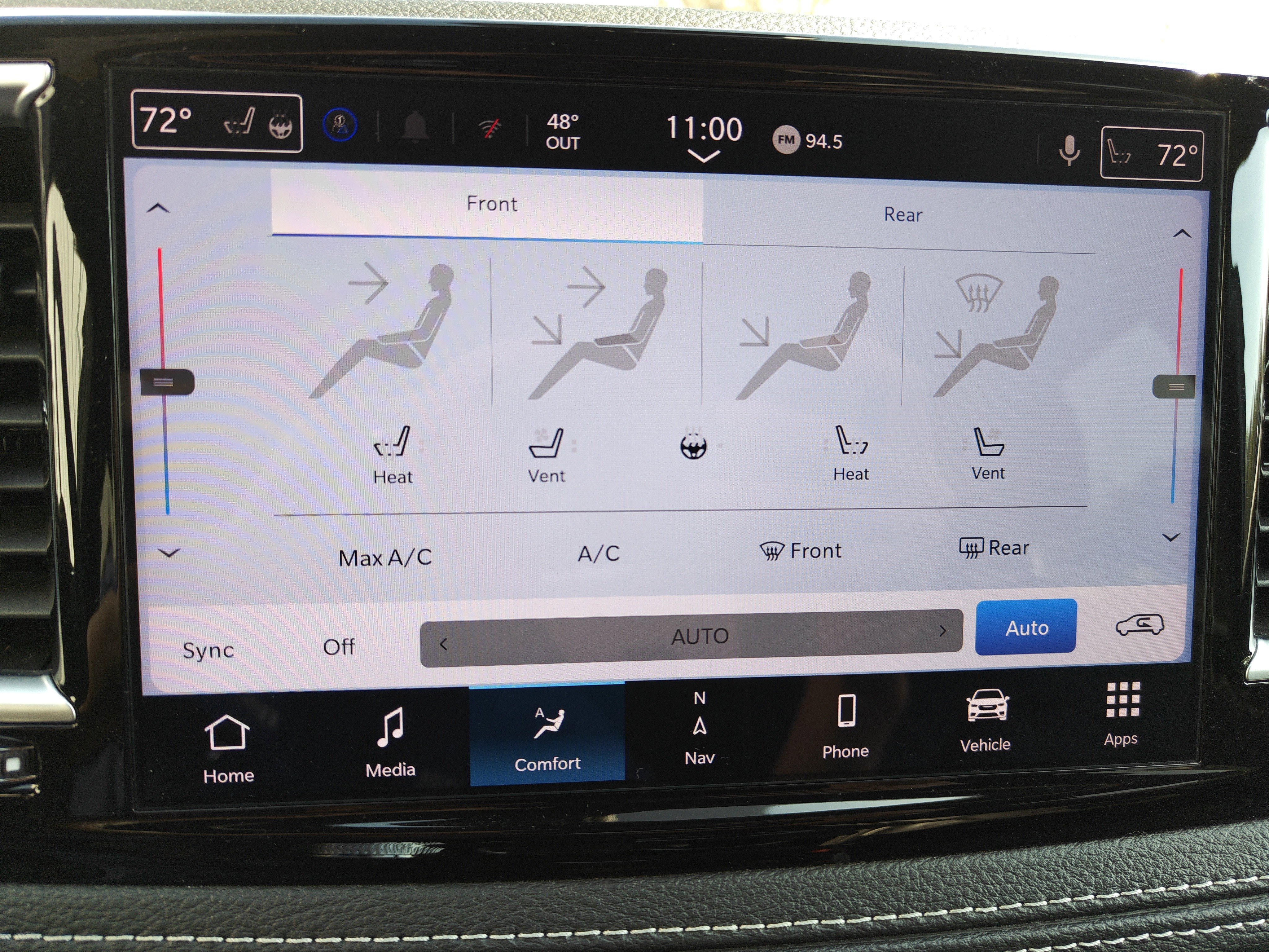 Used 2025 Chrysler Pacifica Limited FWD image 35
