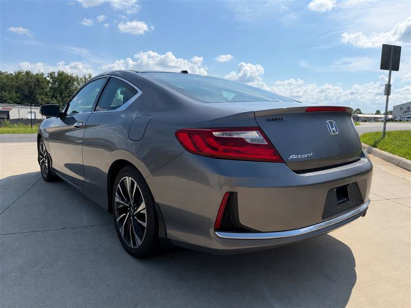 Used 2016 Honda Accord Touring image 5