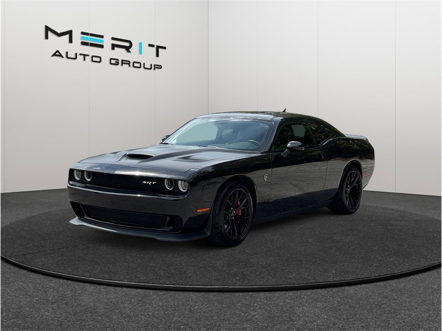 Used 2015 Dodge Challenger SRT Hellcat image 4