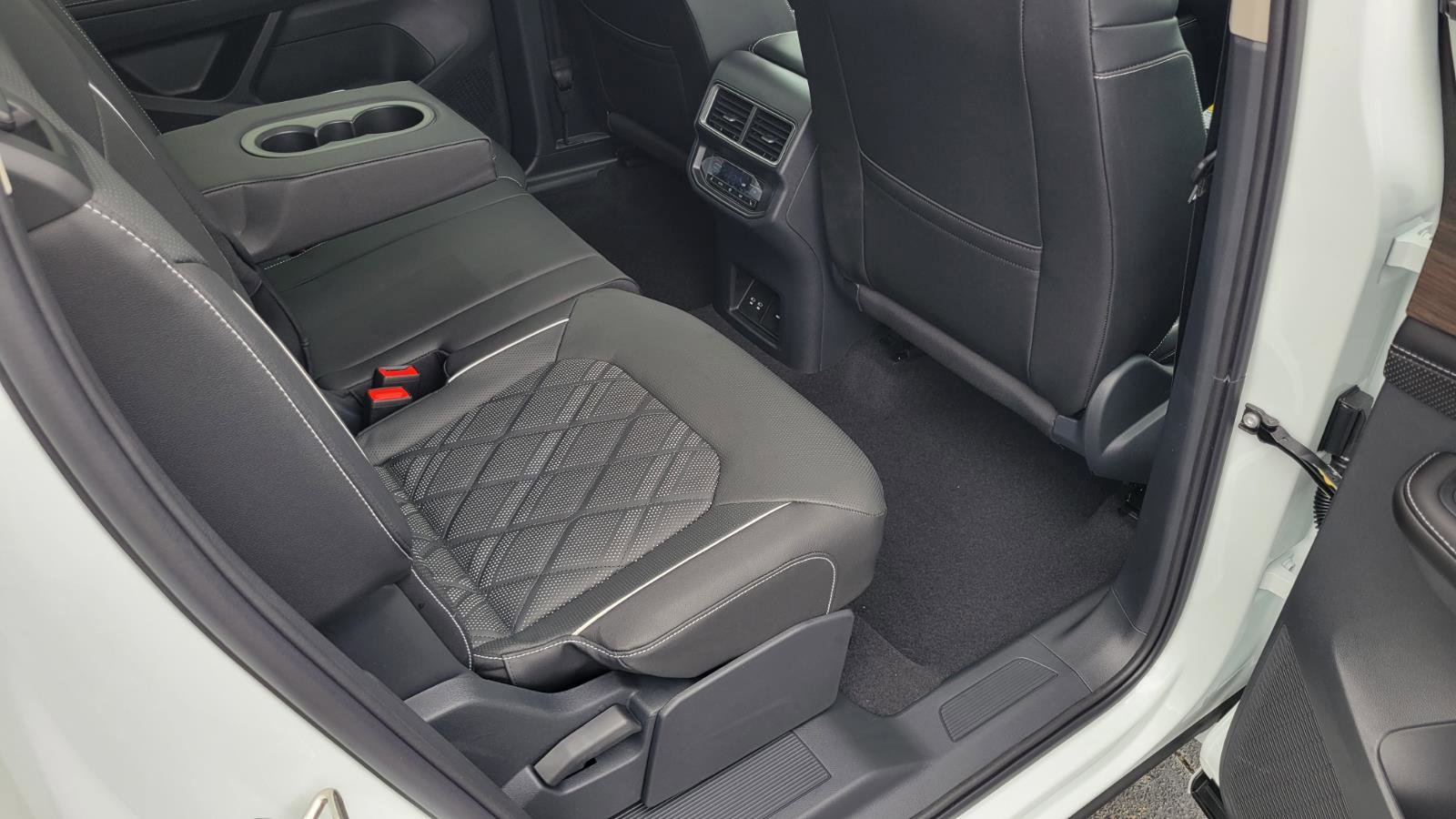 New 2026 Volkswagen Atlas SEL Premium R-Line image 50