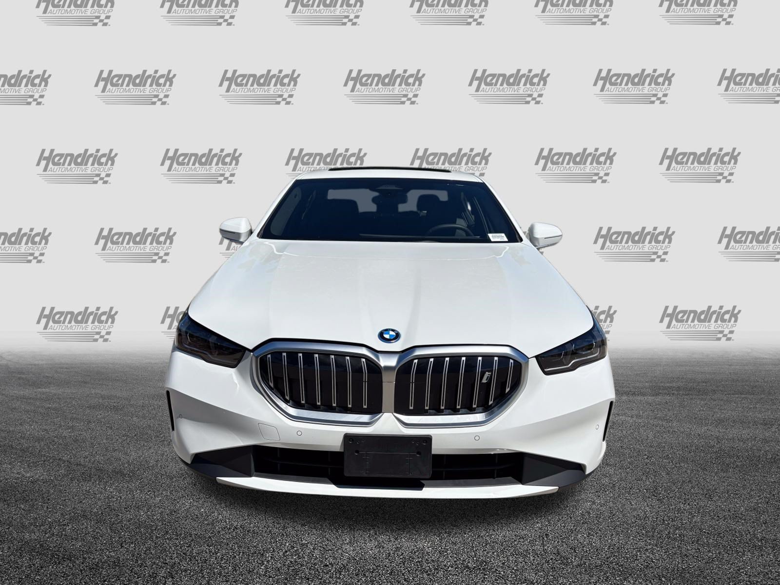Certified 2024 BMW i5 eDrive40i w/ Convenience Package RWD image 3