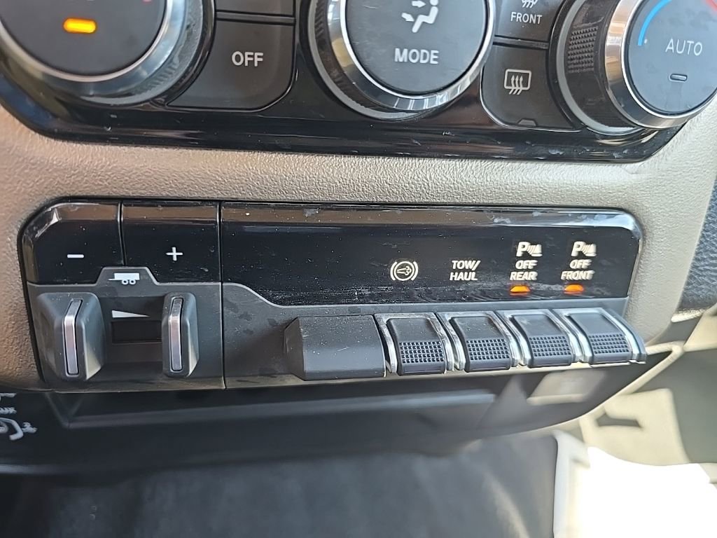 Used 2024 RAM 2500 Laramie w/ Safety Group image 19