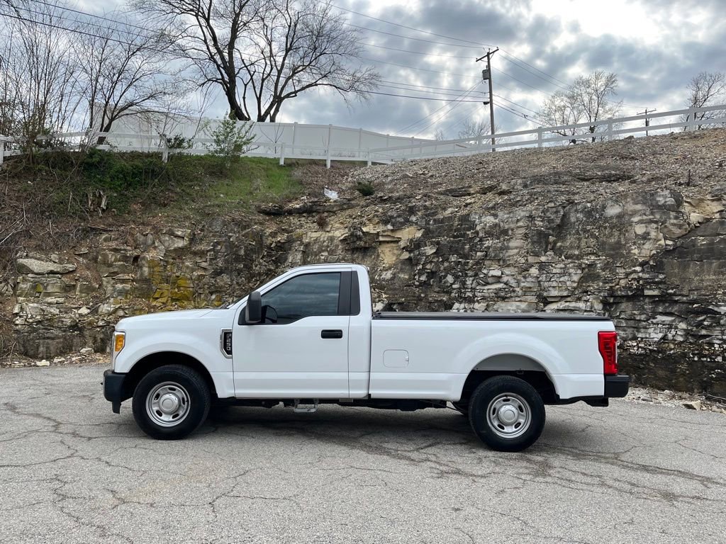 Used 2017 Ford F250 XL image 3