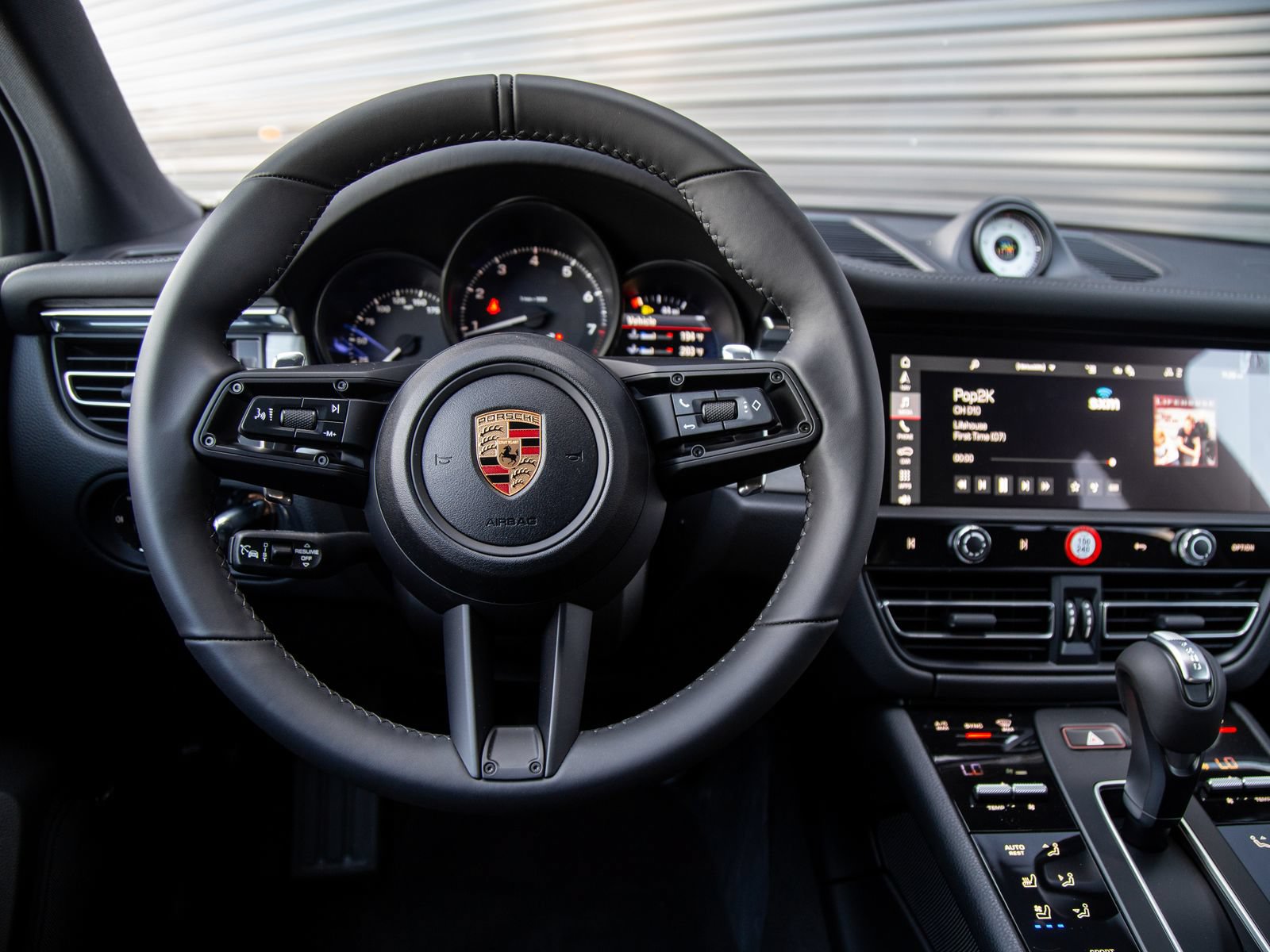 New 2026 Porsche Macan AWD/4WD image 16