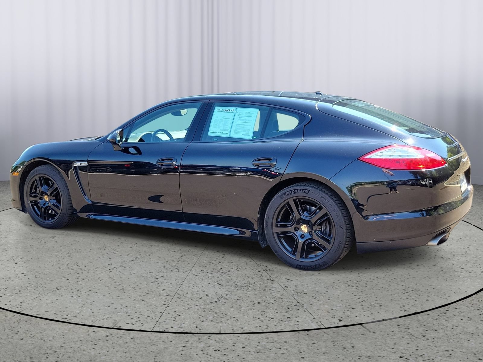 Used 2012 Porsche Panamera 4 AWD/4WD image 4