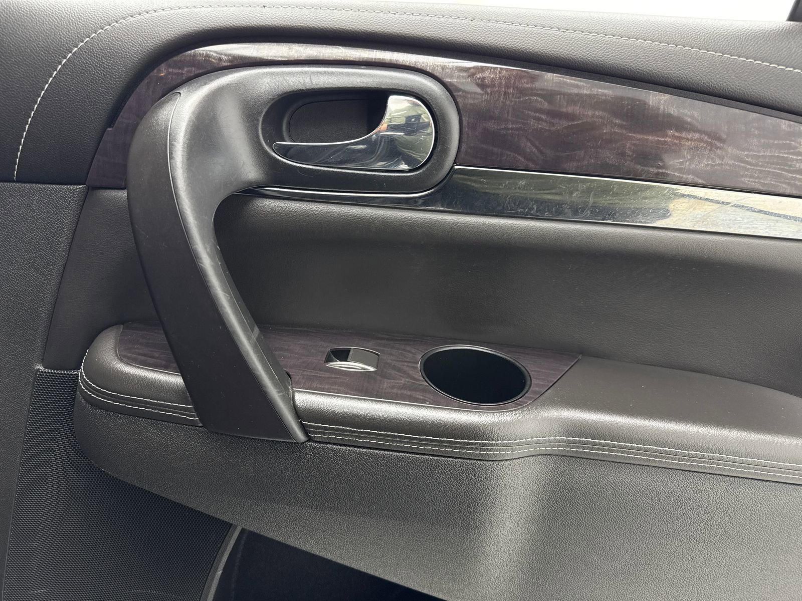 Used 2017 Buick Enclave Premium image 50