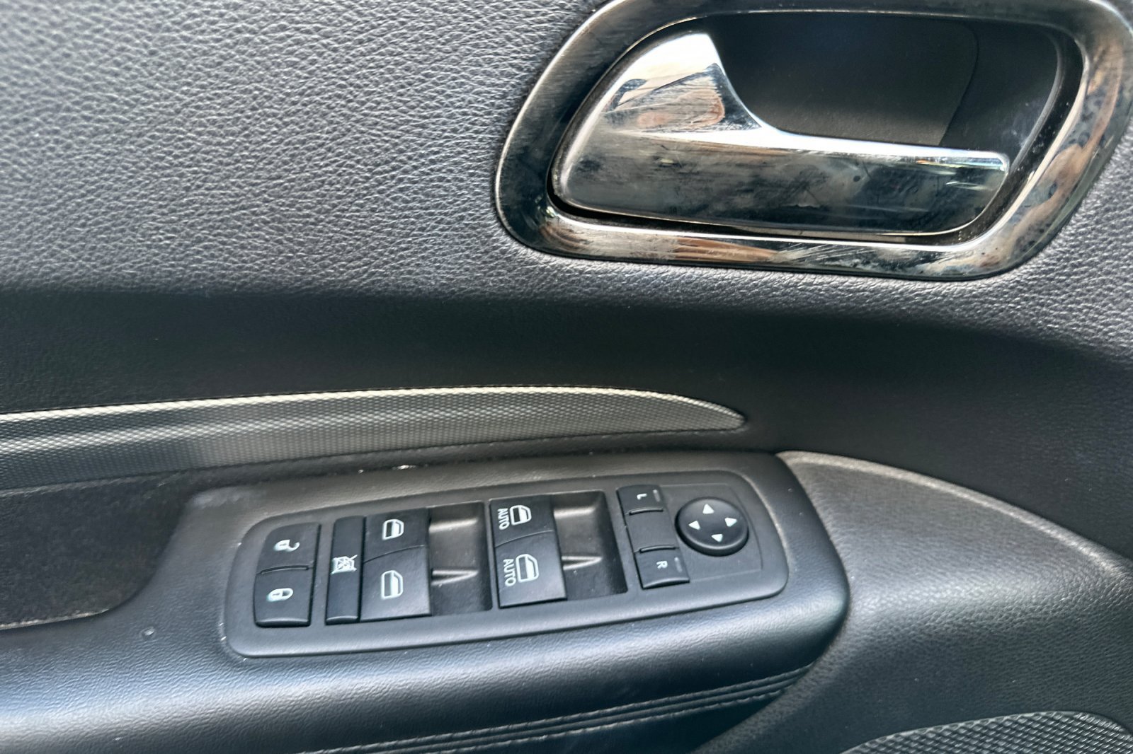 Used 2019 Dodge Durango GT AWD/4WD image 11