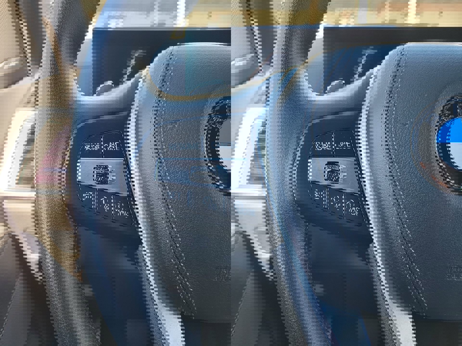 Used 2025 BMW X5 xDrive40i image 32