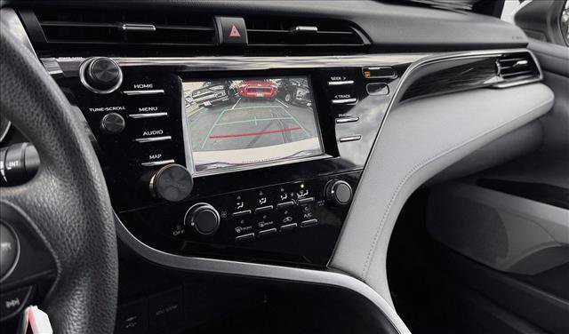 Used 2019 Toyota Camry LE FWD image 14