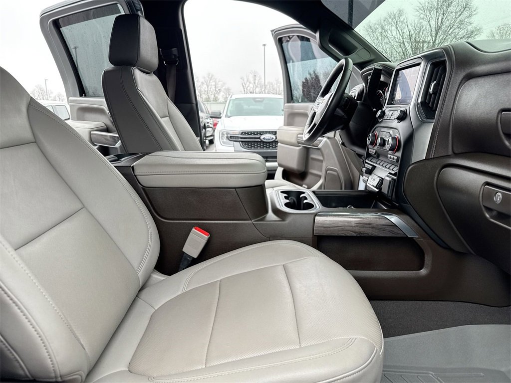 Used 2023 Chevrolet Silverado 2500 LTZ w/ LTZ Convenience Package image 21