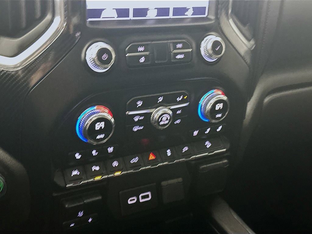 Used 2020 GMC Sierra 1500 SLT w/ SLT Premium Plus Package image 18