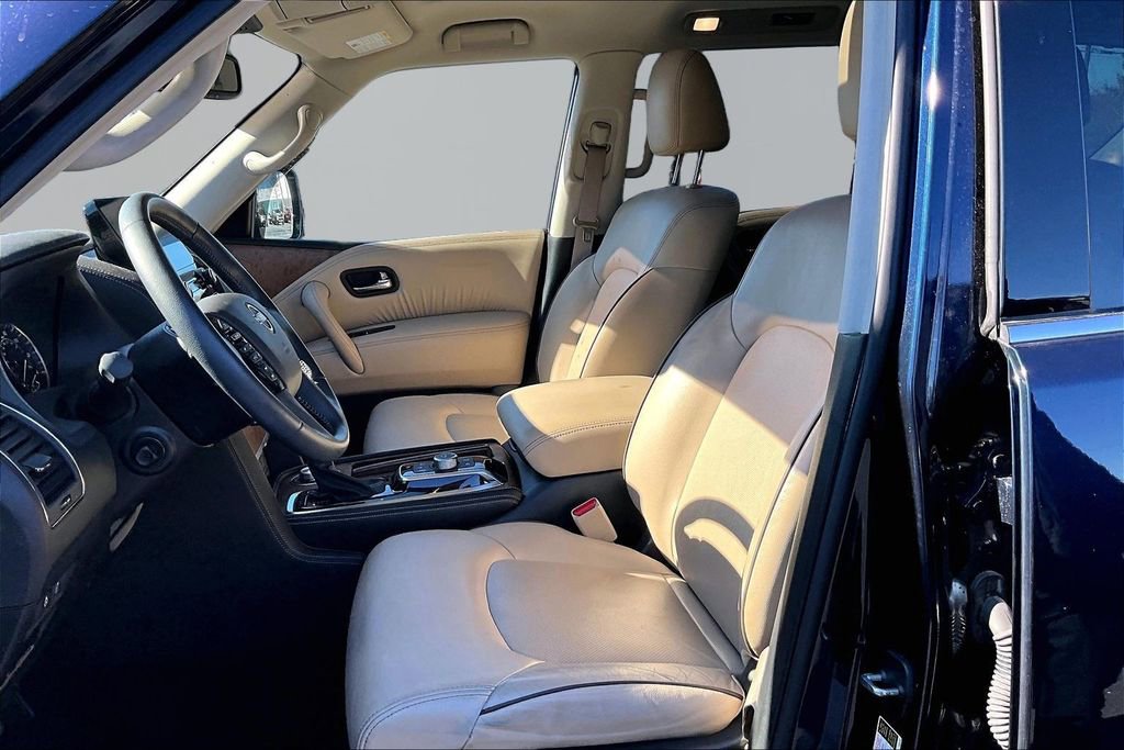 Used 2023 Nissan Armada SL w/ Captain's Chairs Package image 15