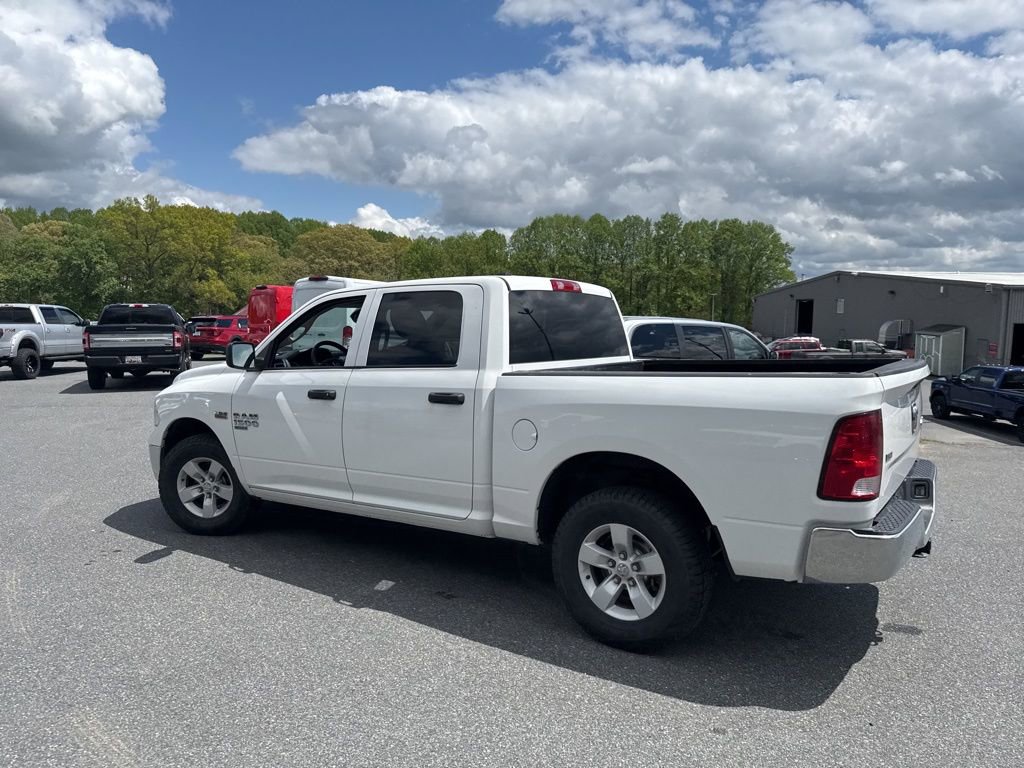 Used 2022 RAM 1500 Classic SLT w/ Protection Group AWD/4WD image 4