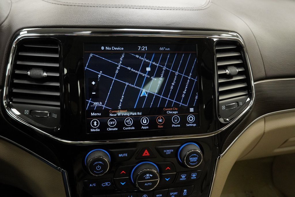 Certified 2021 Jeep Grand Cherokee Overland image 33