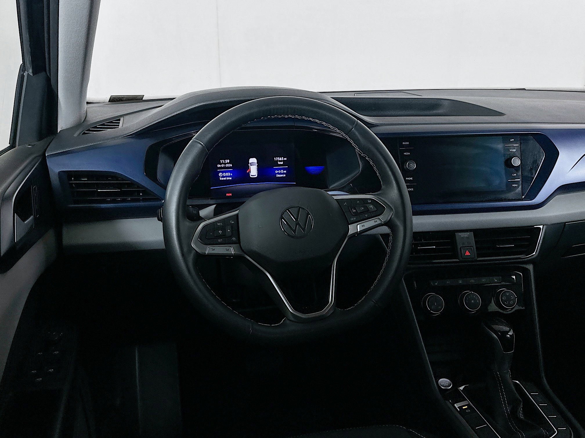 Used 2023 Volkswagen Taos SE image 17
