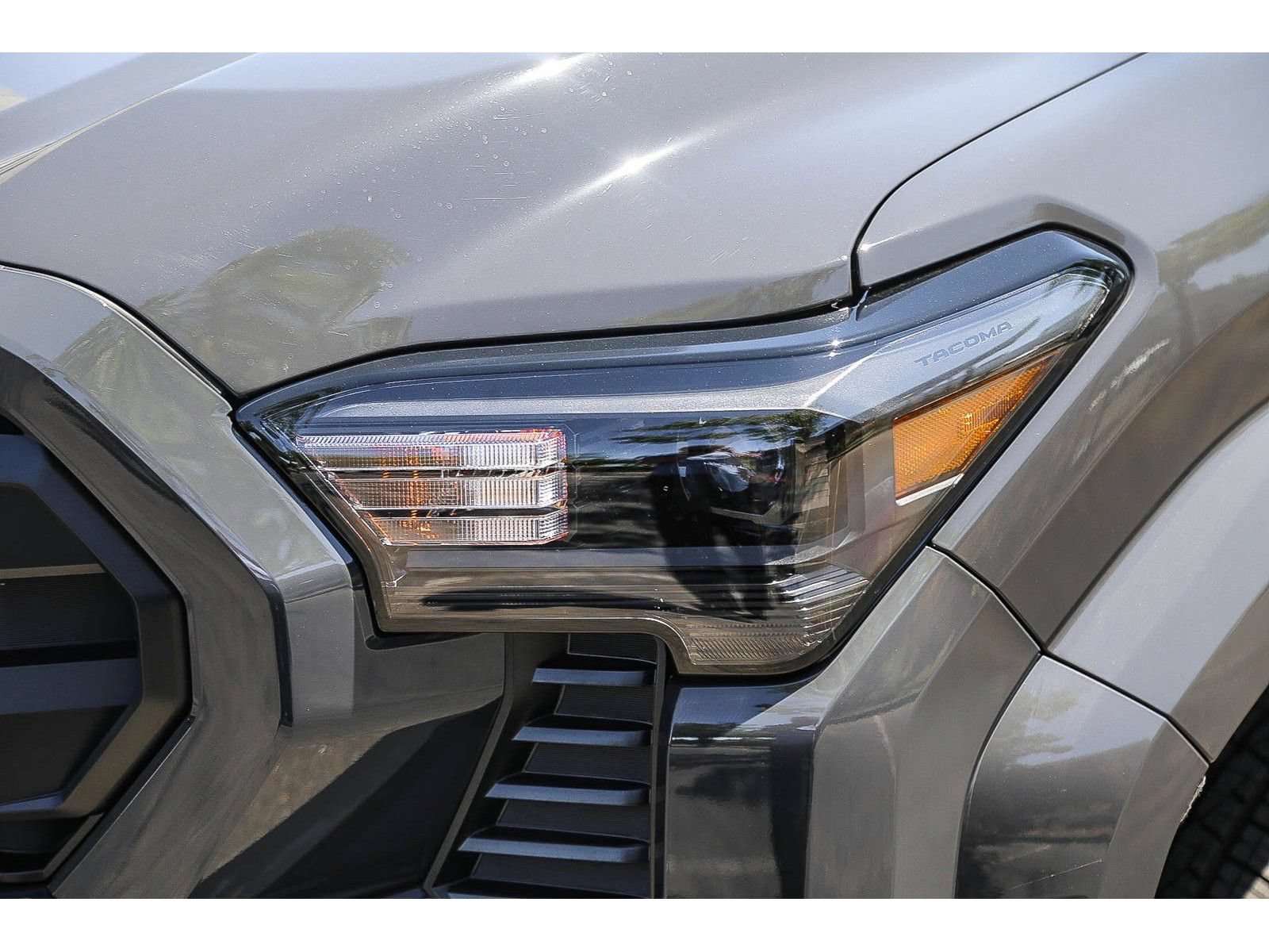 Used 2026 Toyota Tacoma SR5 AWD/4WD image 7