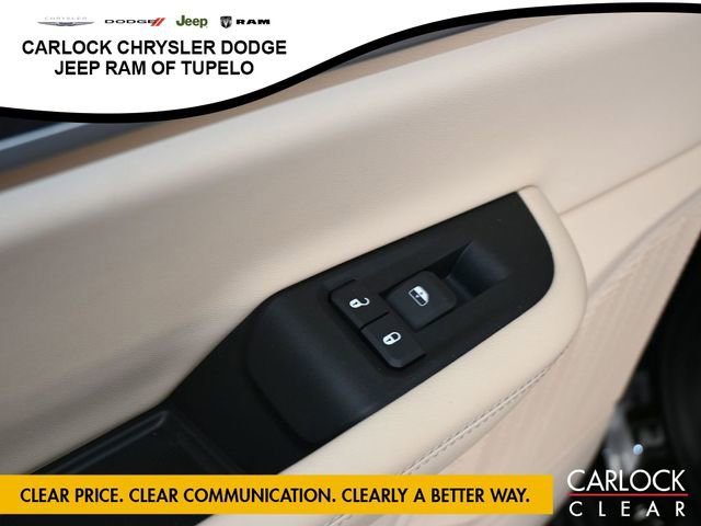 New 2025 Jeep Grand Cherokee L Limited w/ Luxury Tech Group II image 32