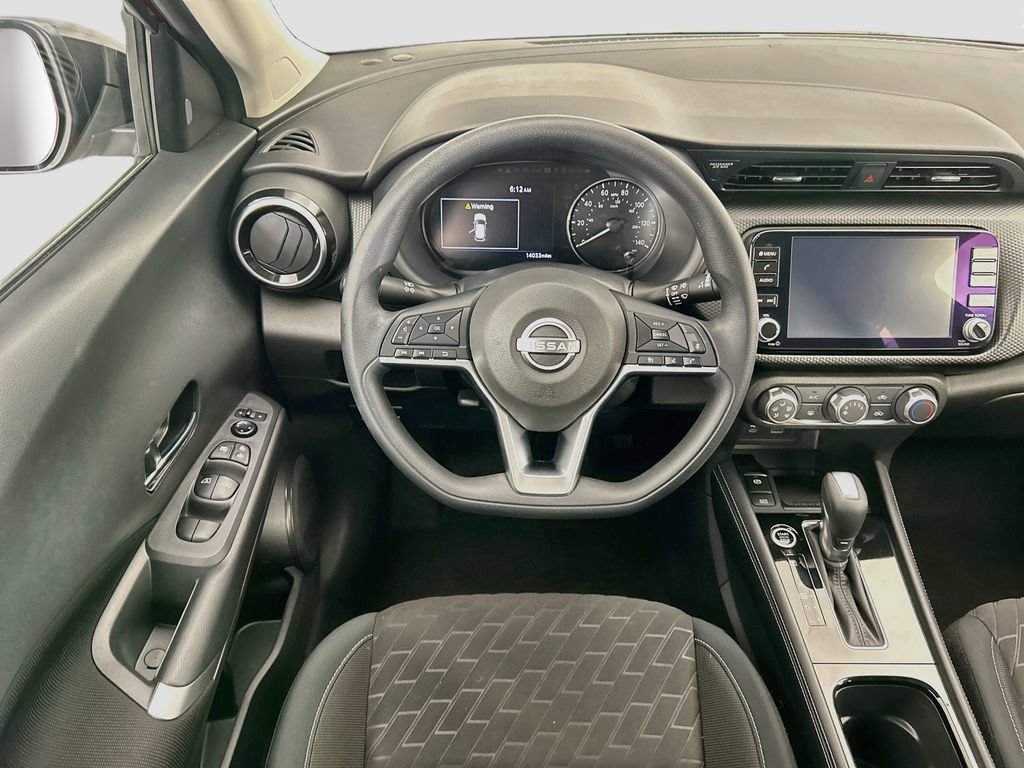 Used 2023 Nissan Kicks SV FWD image 10