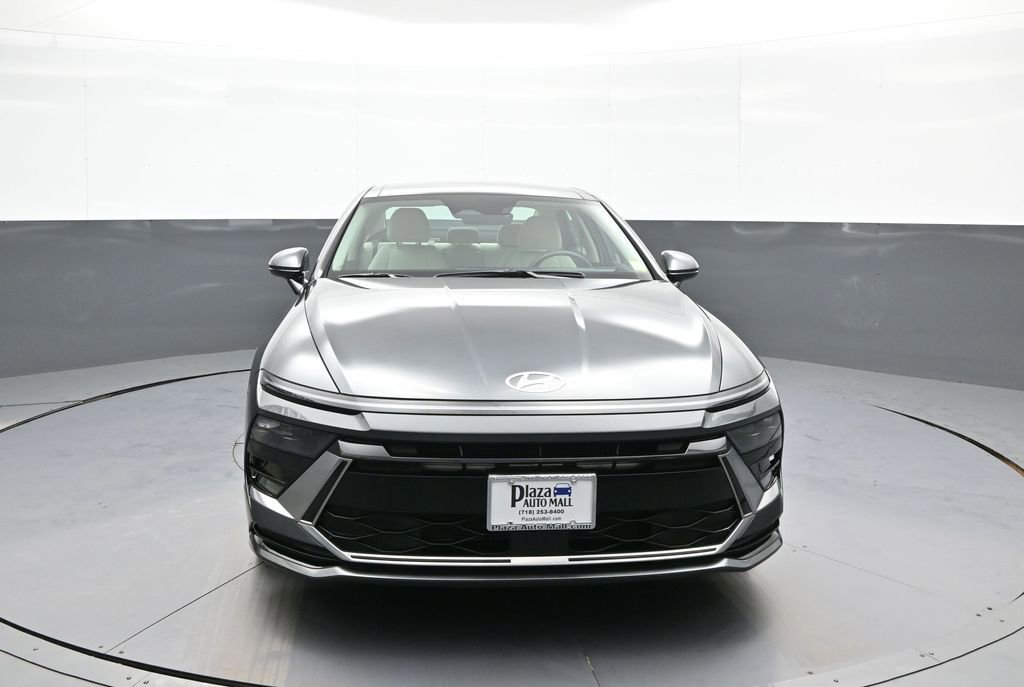 Certified 2025 Hyundai Sonata SEL FWD image 2