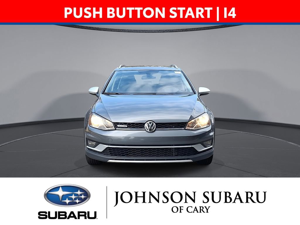 Used 2017 Volkswagen Golf Alltrack SE image 3