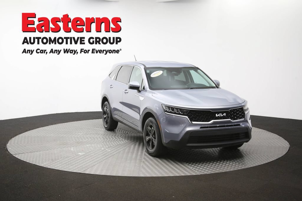 Used 2023 Kia Sorento LX AWD/4WD image 50