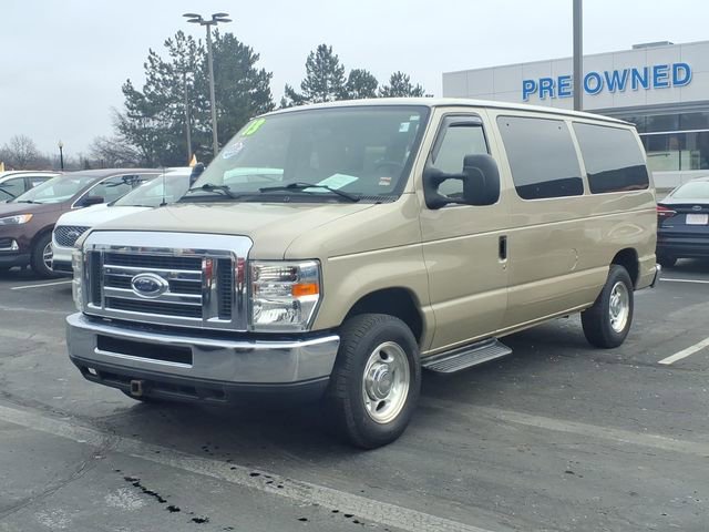 Used 2013 Ford E-150 and Econoline 150 XLT w/ XLT Premium Pkg image 3