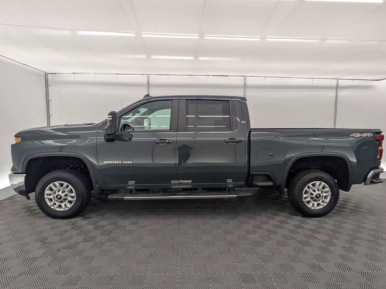 New 2025 Chevrolet Silverado 2500 LT w/ Convenience Package image 3