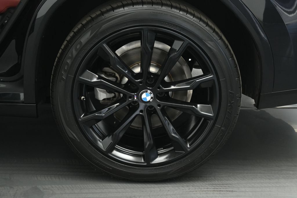 Used 2024 BMW X4 xDrive30i w/ M Sport Package AWD/4WD image 22