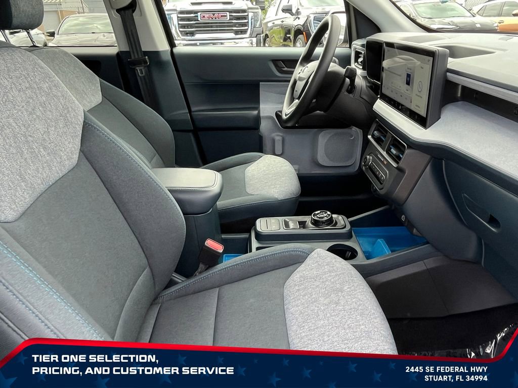 Used 2025 Ford Maverick XLT w/ Equipment Group 302A AWD/4WD image 16
