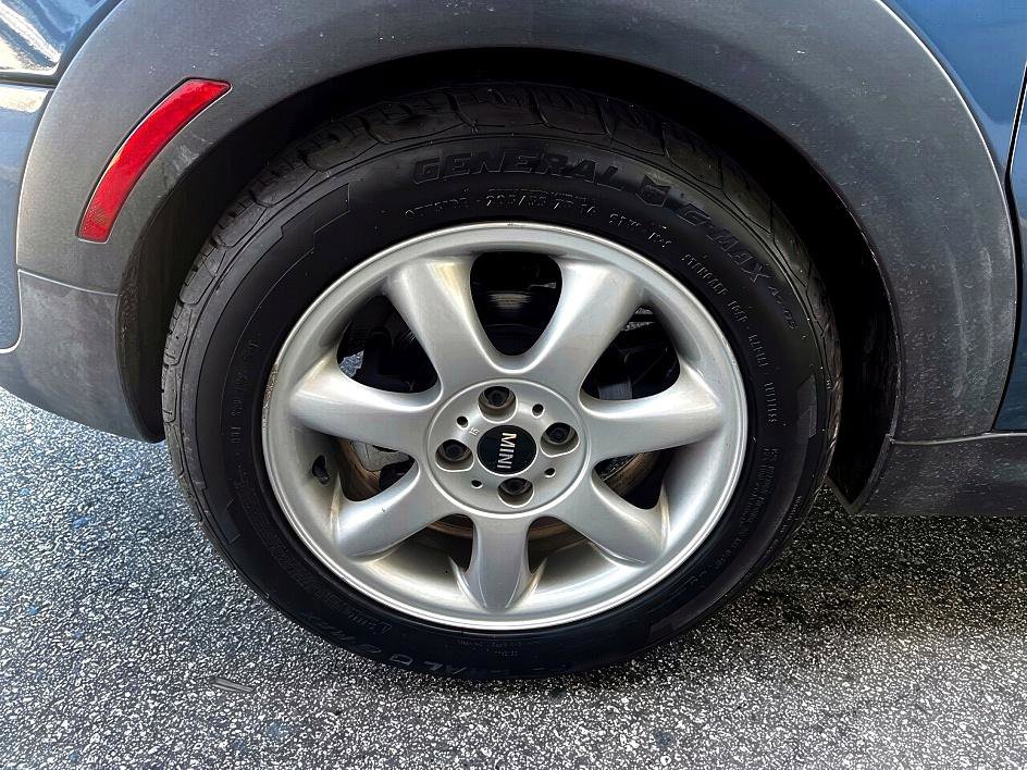 Used 2010 MINI Cooper Clubman S image 23