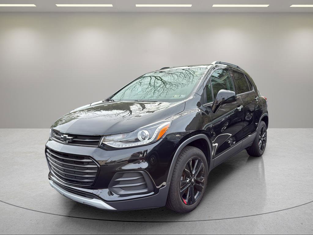 Used 2019 Chevrolet Trax LT w/ Sun & Sound Package image 1