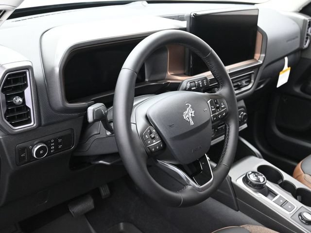 Certified 2025 Ford Bronco Sport Outer Banks w/ Outer Banks Tech Package+ AWD/4WD image 16