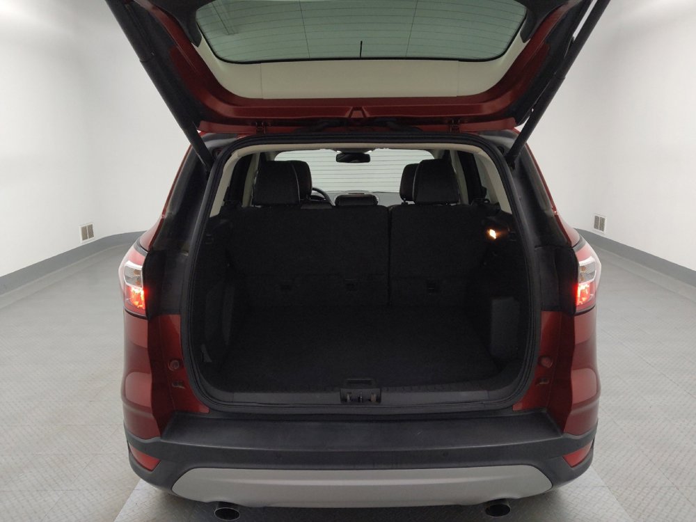 Used 2018 Ford Escape Titanium w/ Ford Safe & Smart Package image 29